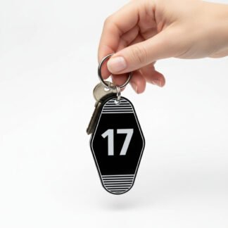 Mustast pleksist võtmehoidja